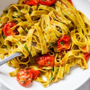 Pasta with a creamy dairy-free sauce